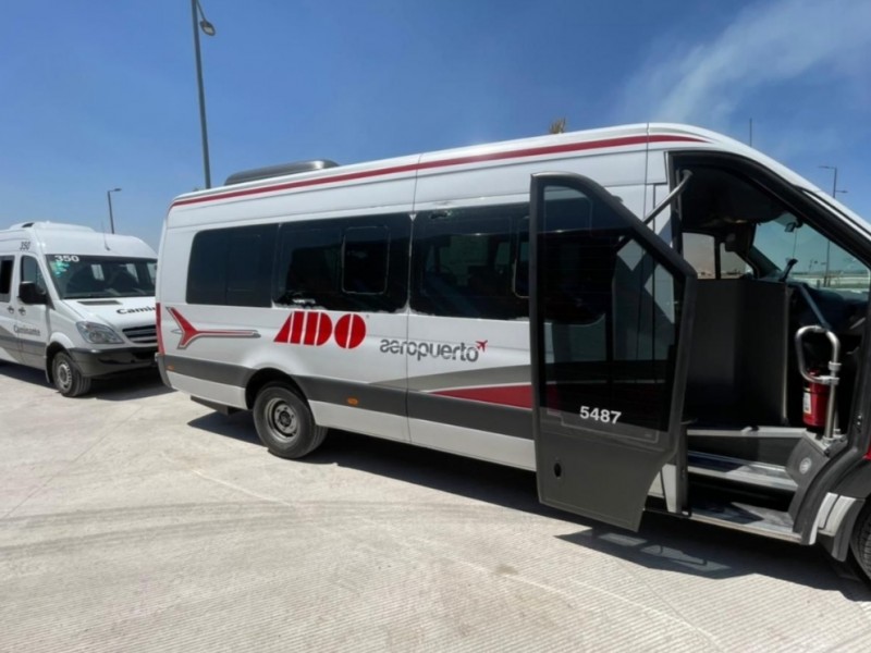 Vandalizan dos unidades de ADO que iban al AIFA