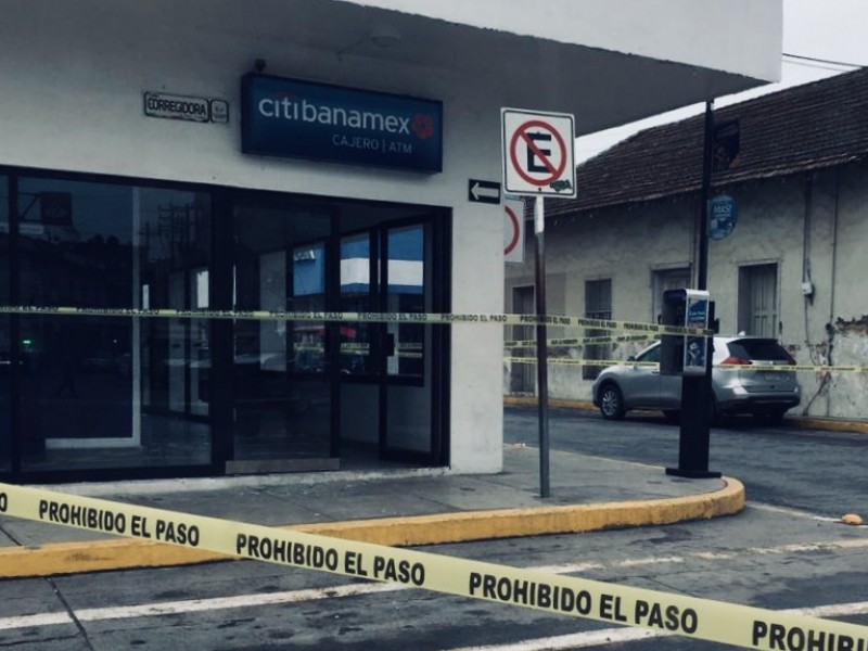 Vandalizan sucursal bancaria en Tuxpan