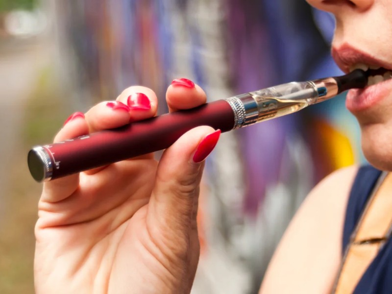 Vapeadores y tabaco: lo que la reforma fiscal deja pasar
