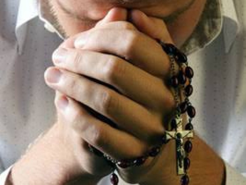 Varones católicos rezarán el rosario en Plaza de la Candelaria