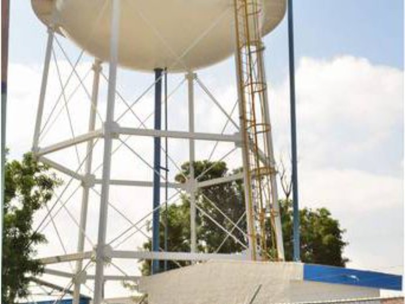 Vecinos de Agua Blanca toman pozo de agua