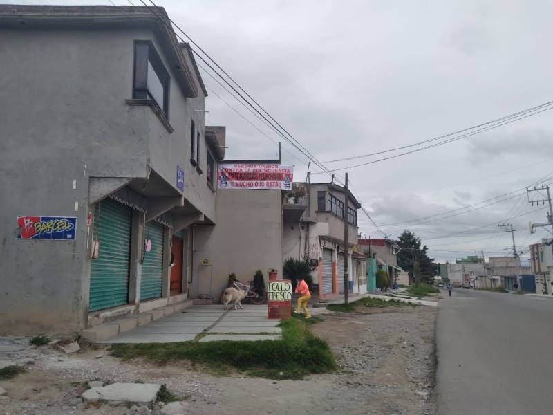 Vecinos de Cacalomacán advierten a delincuentes