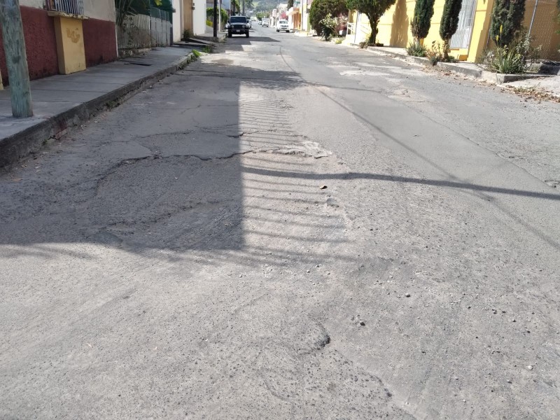 Vecinos de calle prolongación Olivo piden concluir su rehabilitación
