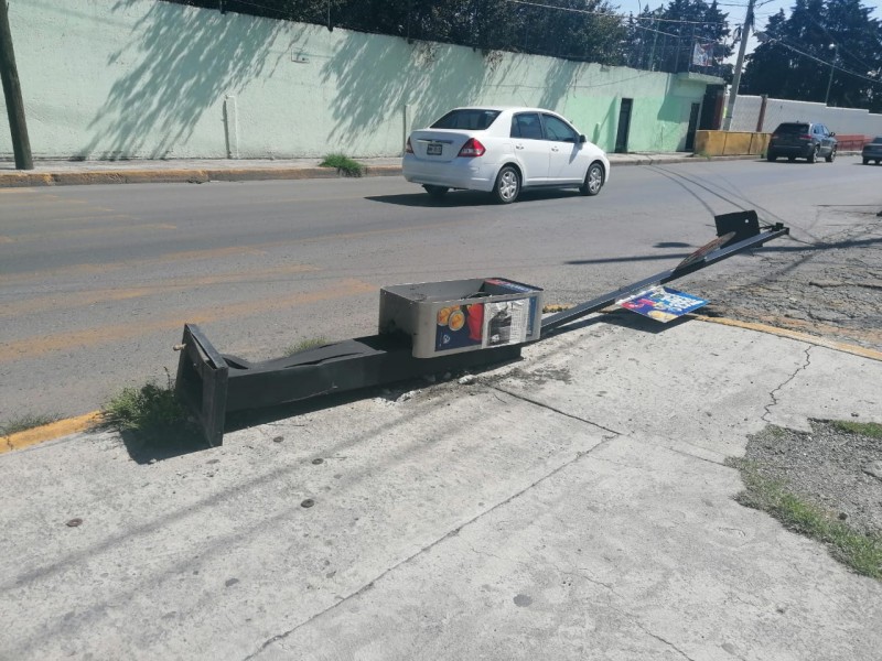 Vecinos de Capultitlán piden retirar cabina de teléfono