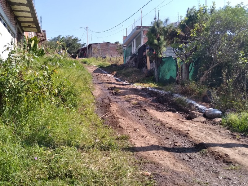 Vecinos de colonia zamorana solicitan abastecimiento de agua potable