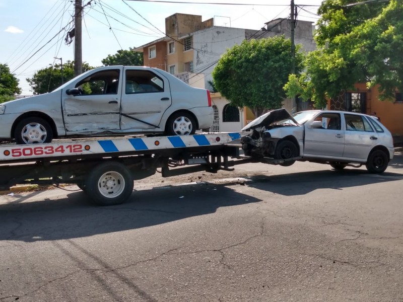 Vecinos de Constituyentes y Arista piden semáforo