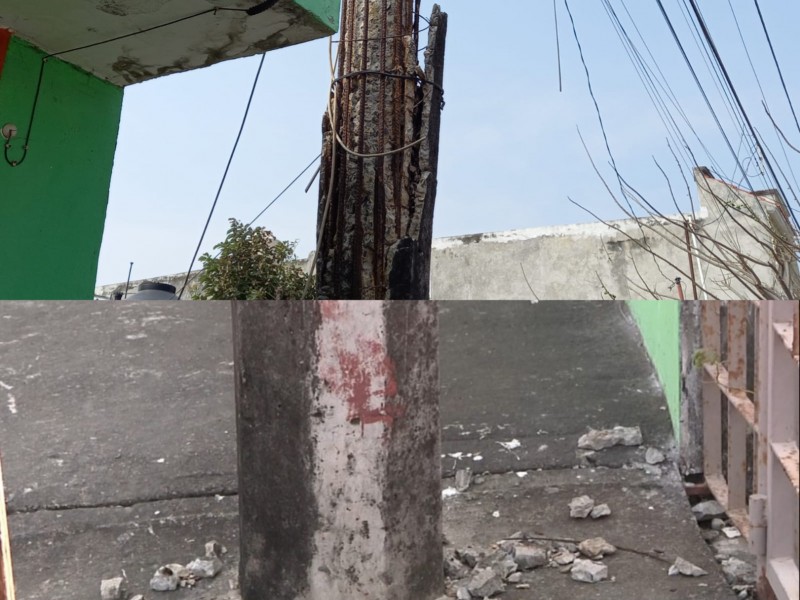 Vecinos de Dos Caminos temen que poste colapse