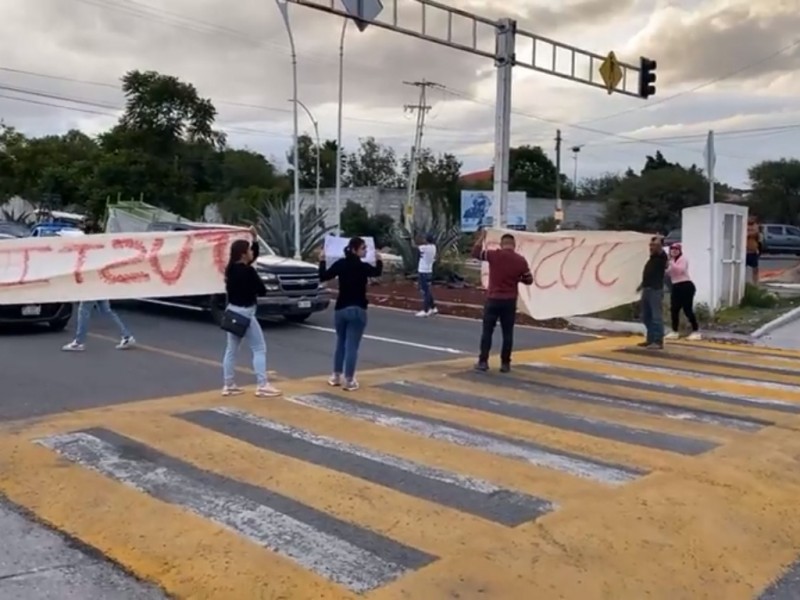 Vecinos de El Rosario exigen justicia en El Marqués
