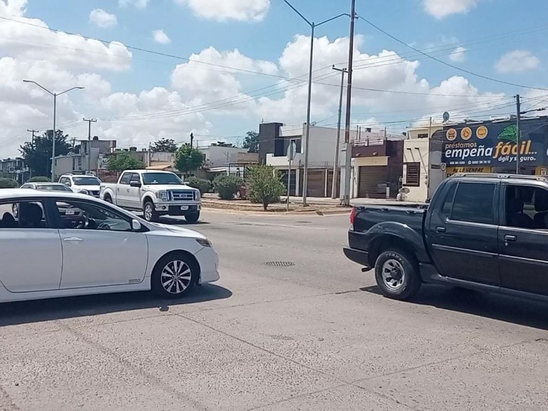 Vecinos de Fraccionamiento Campestre piden instalación de semáforos