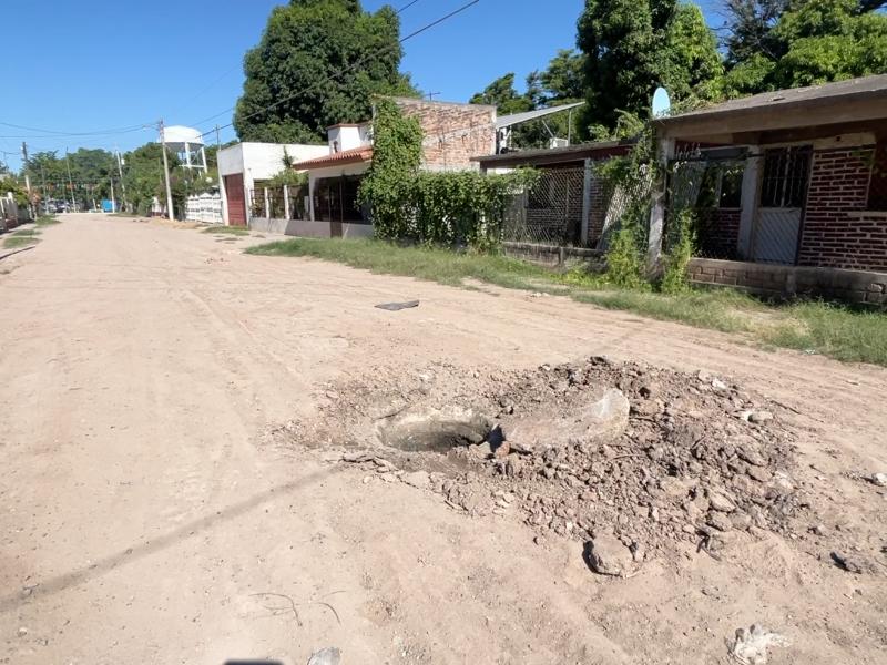 Vecinos de Gabriel Leyva Solano denuncia riesgos por trabajos de desazolve