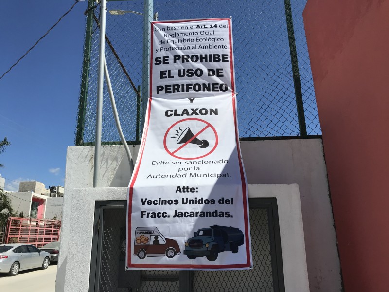 Habitantes de Jacarandas, prohíben uso de claxon y perifoneo