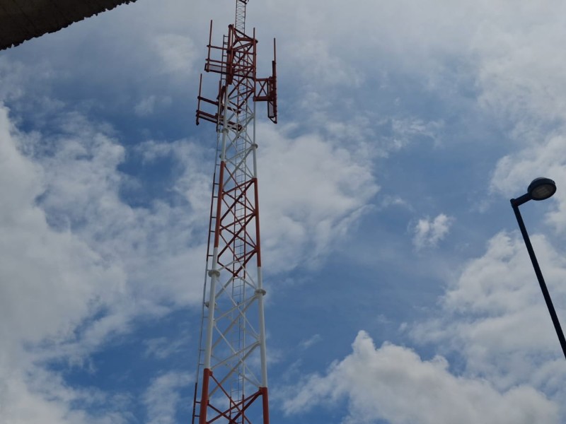Vecinos de la Aldea temen daños a la salud por antena