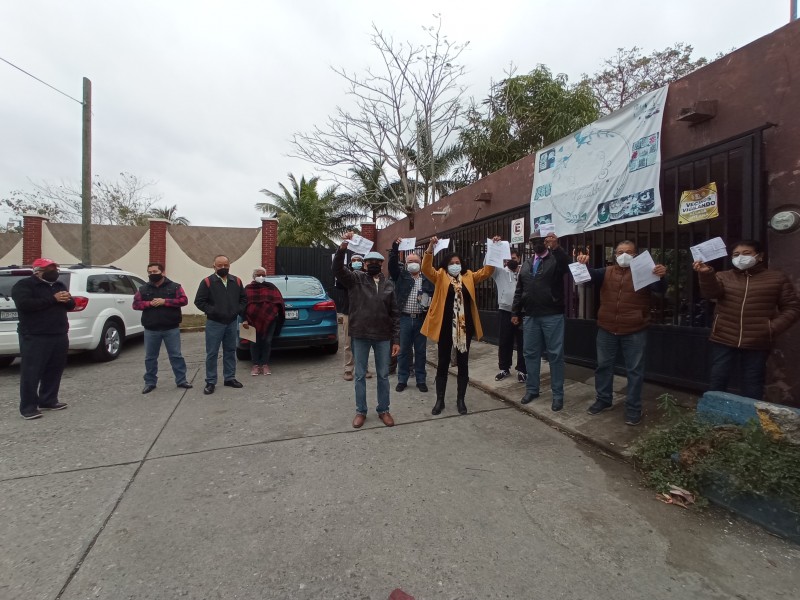 Vecinos de la Alfonso Arroyo se manifestaron contra CAEV 