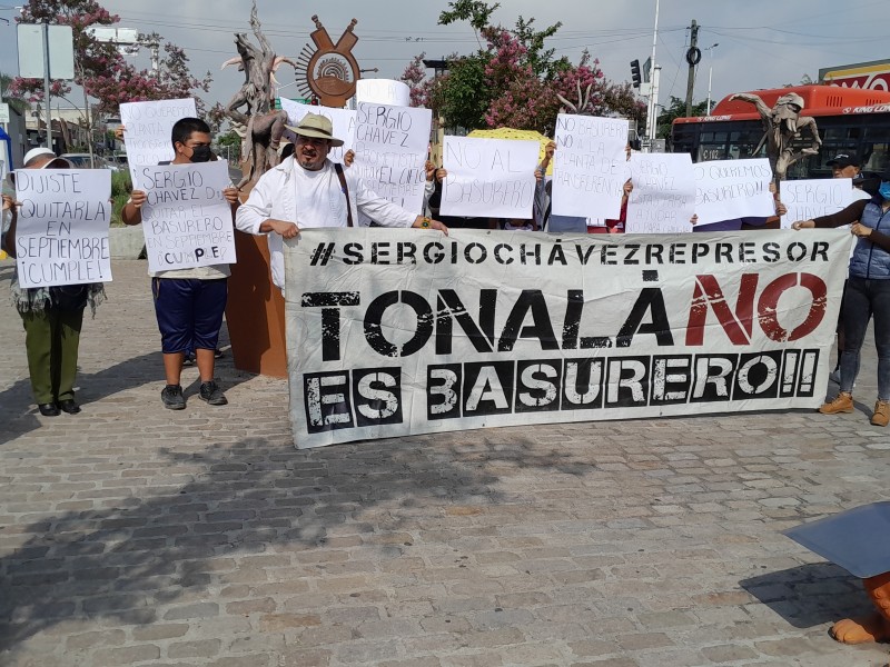 Vecinos de Tonalá exigen solución al problema de la basura