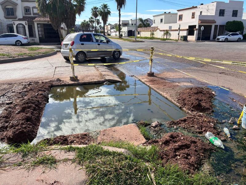 Vecinos de Urbi del Bosque denuncian obra inconclusa y drenaje colapsado