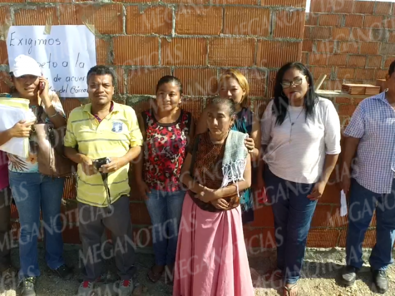 Vecinos del Fraccionamiento Guiengola piden cumplimiento de acuerdos