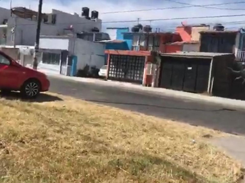 Vecinos denuncian asaltos en Arboledas de Loma Bella