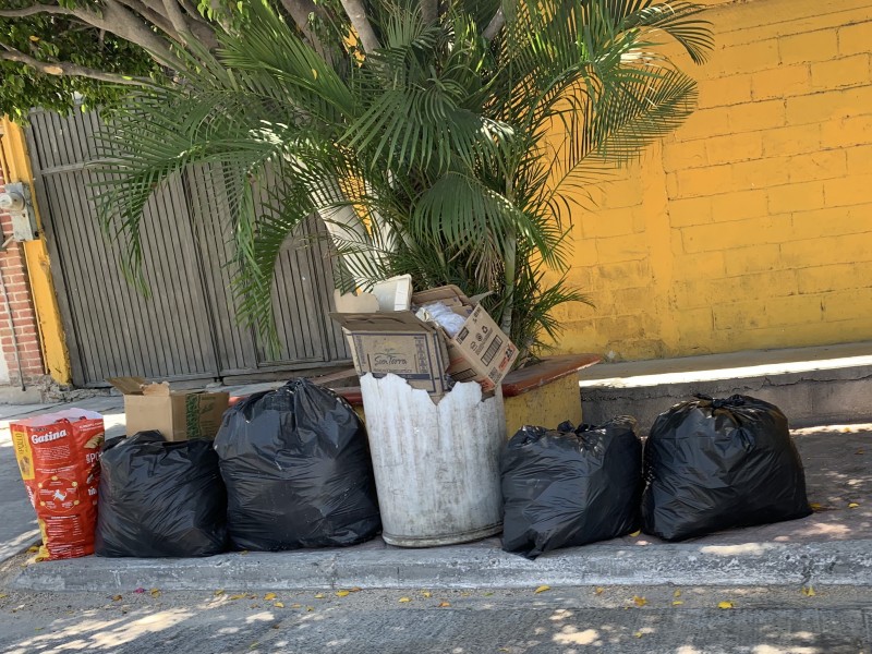 Vecinos denuncian falta de recolección de basura en La Paz