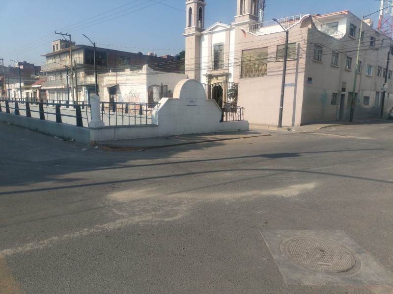 Vecinos denuncian tiradero de basura en calle San Antonio y Obregón
