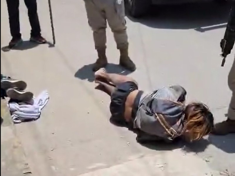 Vecinos detienen a dos ladrones en Xalapa (Video)