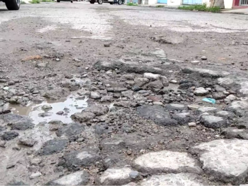 Vecinos han esperado rehabilitación de calle durante años