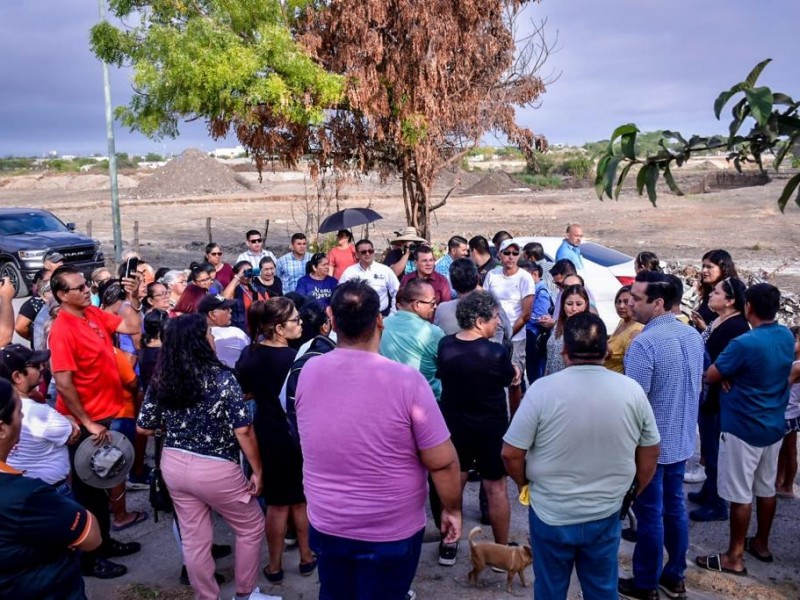 Vecinos impiden obra de particular por querer desviar un arroyo