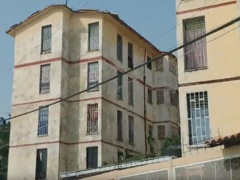 Vecinos piden agilizar pinta de edificios en Infonavit