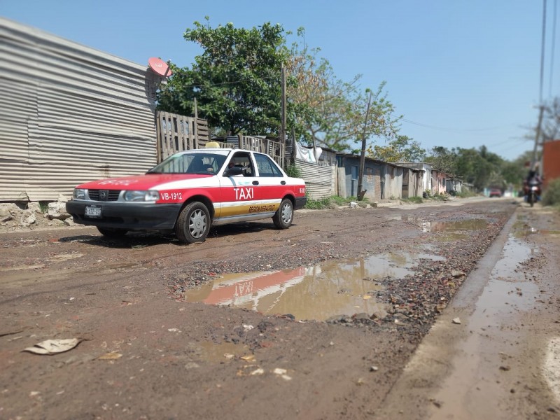 Vecinos piden rehabilitación de la calle Orquídeas