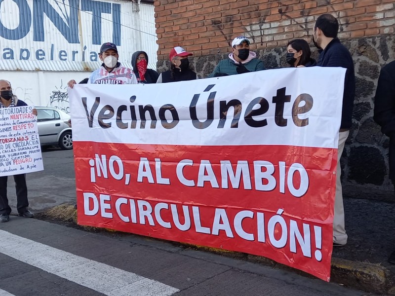 Vecinos se niegan al cambio de sentido en Guadalupe Victoria