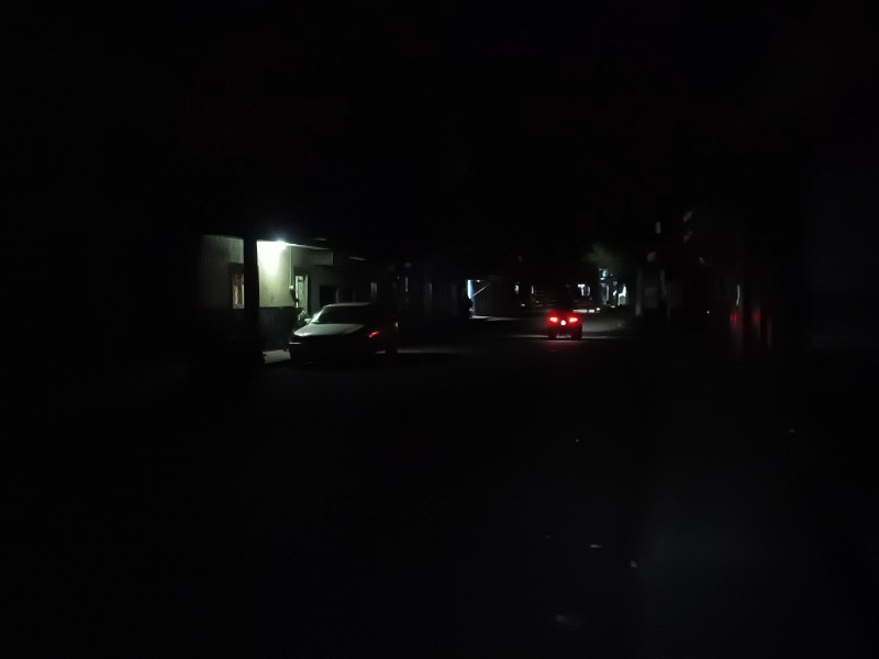 Vecinos Siguen sin alumbrado público en calle Lázaro Cárdenas
