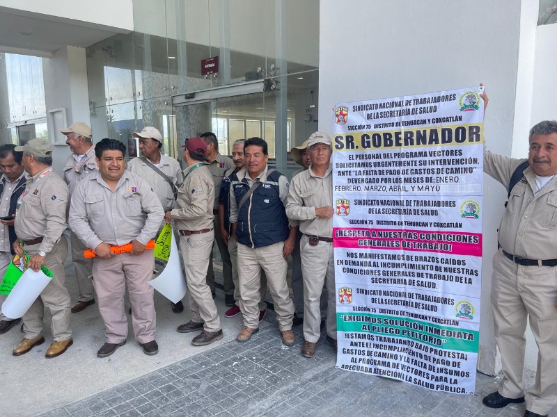 Vectores en paro por falta de pago de viáticos