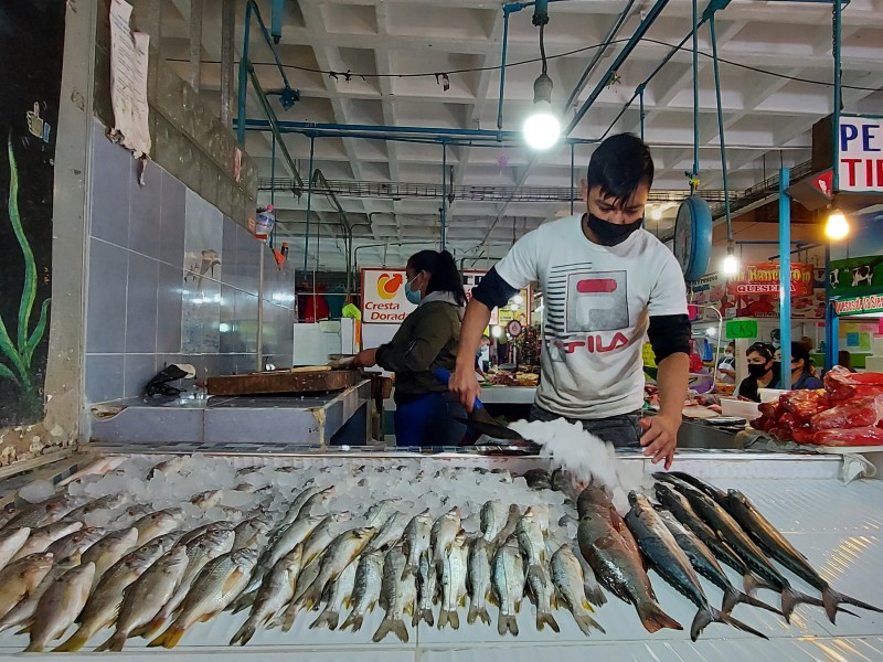 Veda aumenta demanda de lisa en mercado de mariscos nayarita