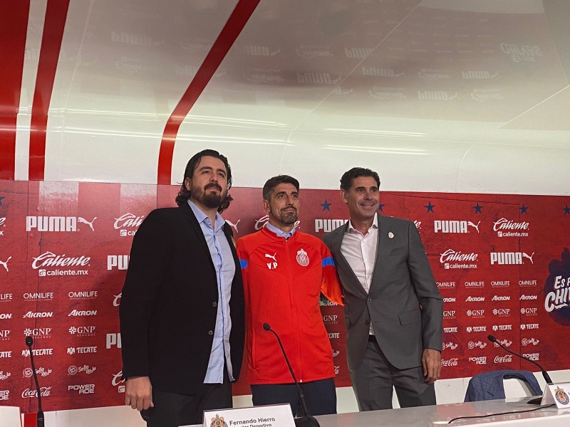 Veljko Paunovic es presentado como nuevo DT de Chivas