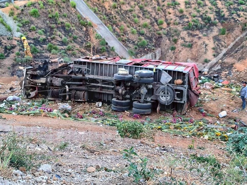 Velocidad y fallas mecánicas, principales causas de accientes en Nayarit