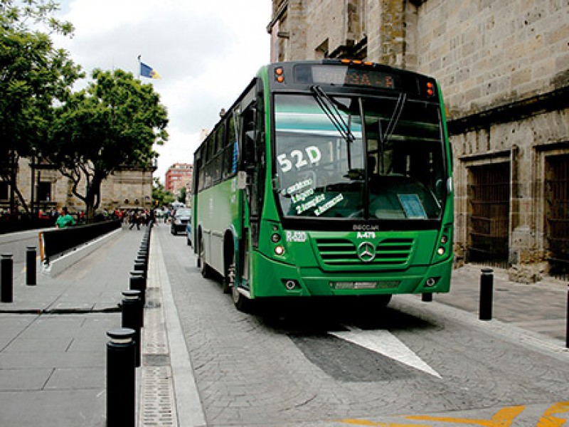 Ven usuarios positivo servicios de transporte público fin de semana