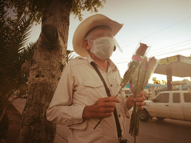 Venció el miedo, regresó a las calles a trabajar