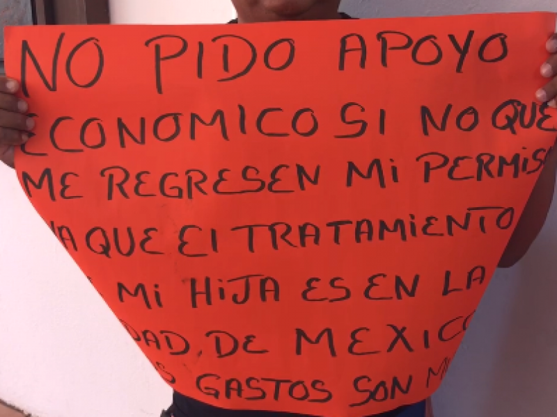 Vendedor protesta para pedir reubicación en El Palmar