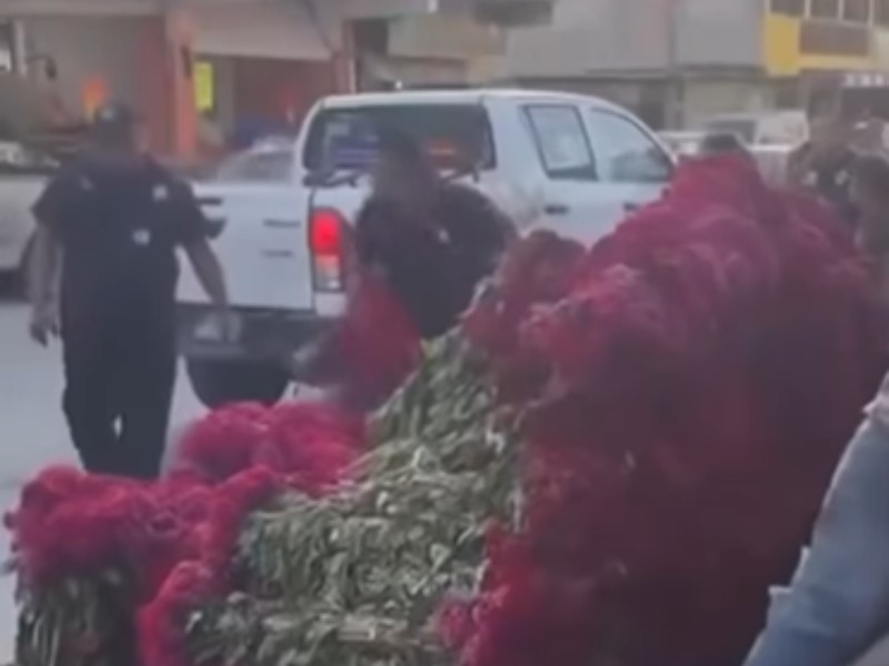Vendedores de flores de Tuxpan denunciaron presunto abuso de autoridad