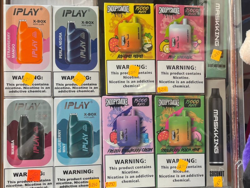 Vendedores de vapeadores dejaran de ofrecer el producto, temen ir a prisión