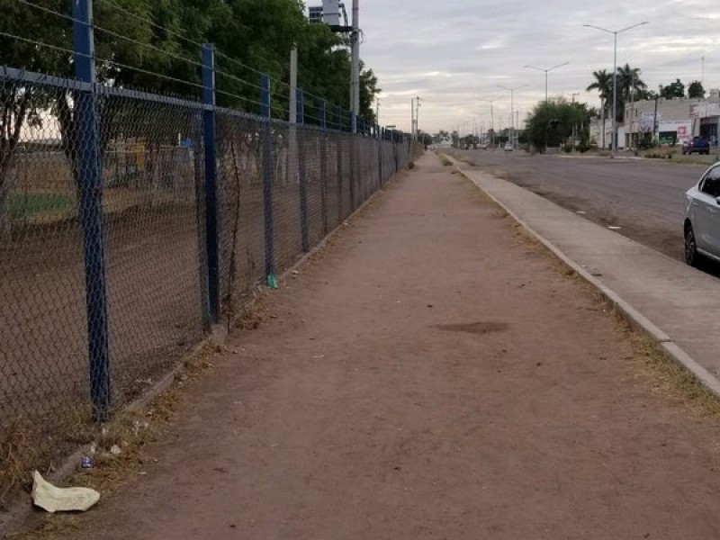 Venden 1900 m2 de la Unidad Deportiva de Navojoa