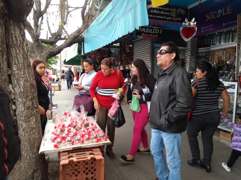 Venden en la vía pública como manifestación: zona30