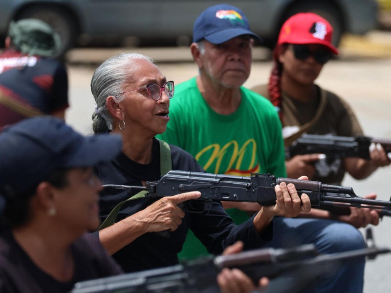 Venezuela realiza ejercicios militares ante posible agresión de Estados Unidos