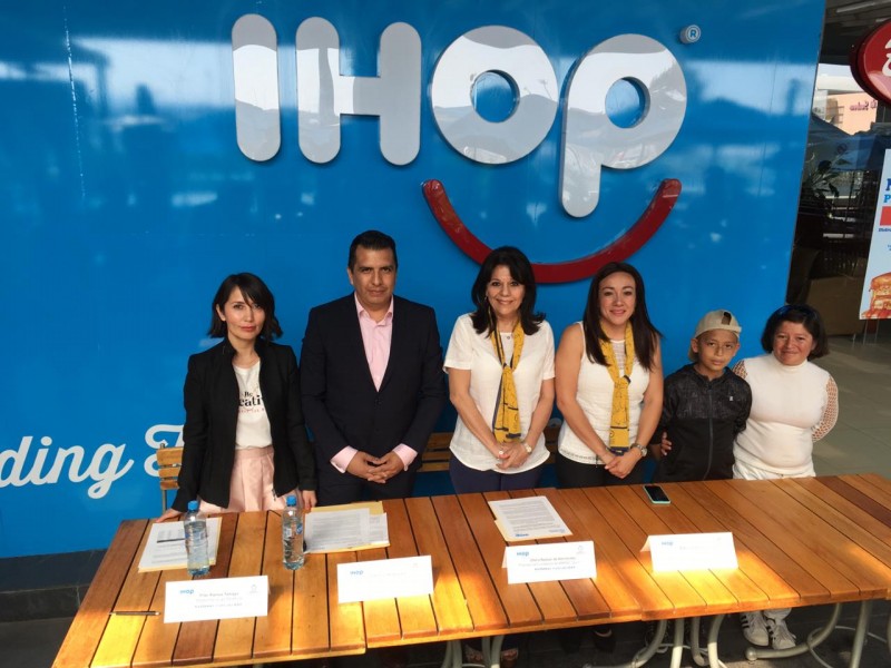 Venta de pancakes apoyará a niños con cáncer