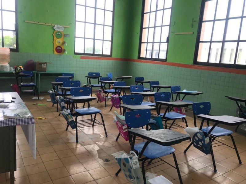 Veracruz con uno de los peores salarios para maestros