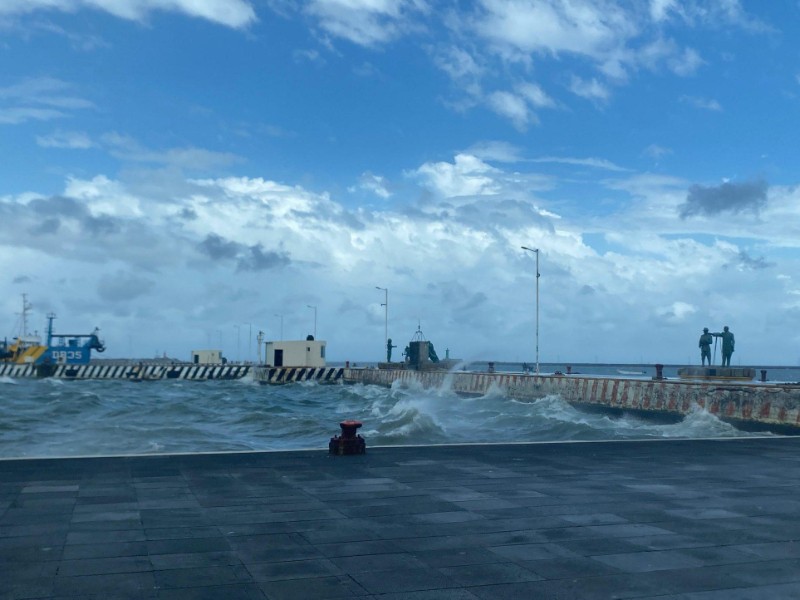 Veracruz inicia el miércoles con lluvias fuertes y norte