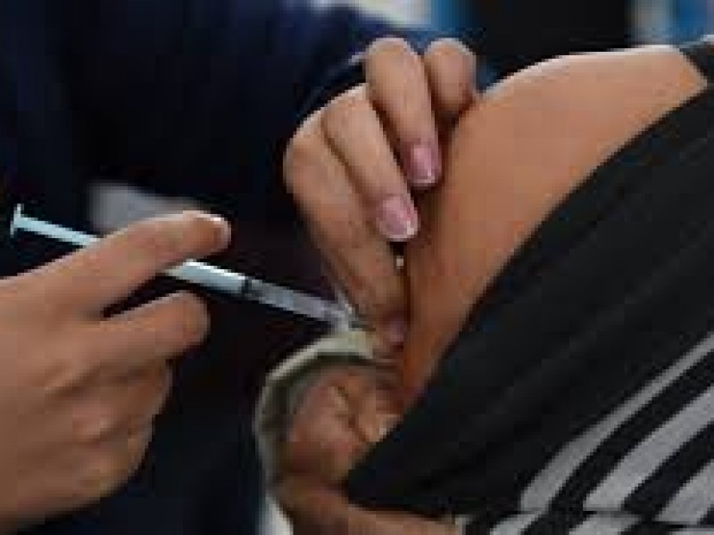 Veracruz por debajo de la media nacional de vacunación