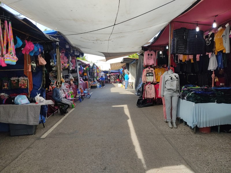 Verbeneros en Guasave le apuestan a las últimas compras navideñas