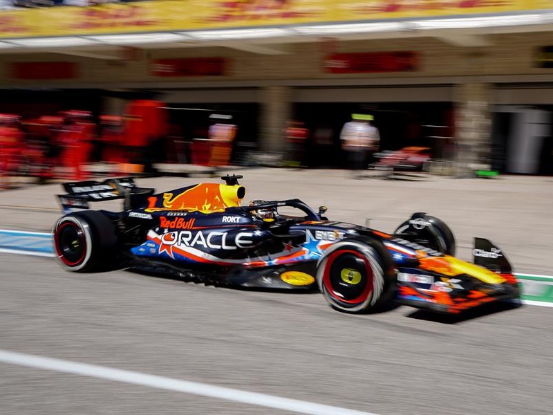 Verstappen gana el GP de USA; Checo Pérez, quinto