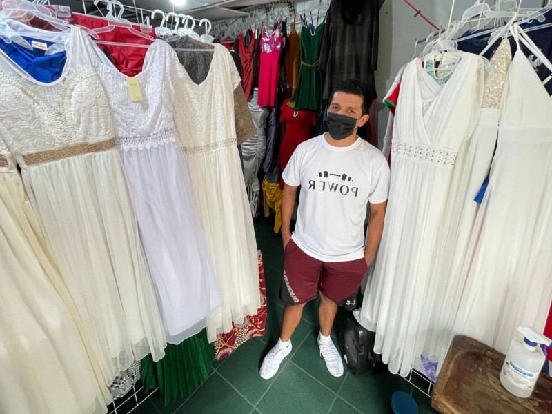 Vestidos de novia generan repunte de ventas en Tuxpan