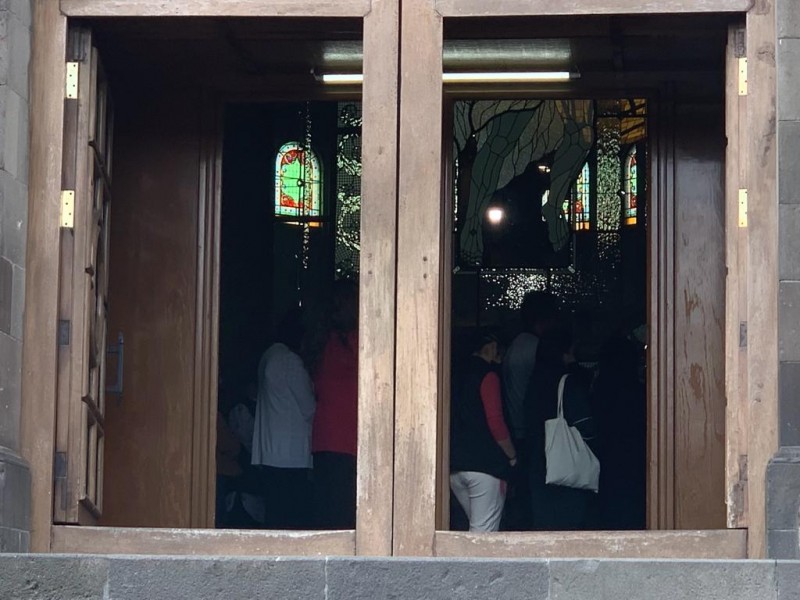 CELEBRAN VIACRUCIS EN LA CATEDRAL DE TOLUCA